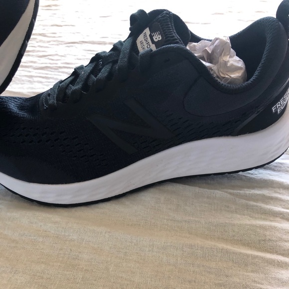 New Balance - Fresh Foam Runner (Women’s Size 9) - Picture 5 of 6